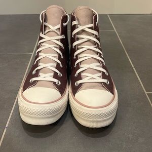 Converse Chuck Taylor All Star Lift Platform shoe